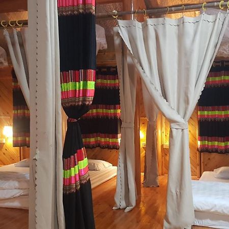Bac Ha Threeland Homestay Exterior foto
