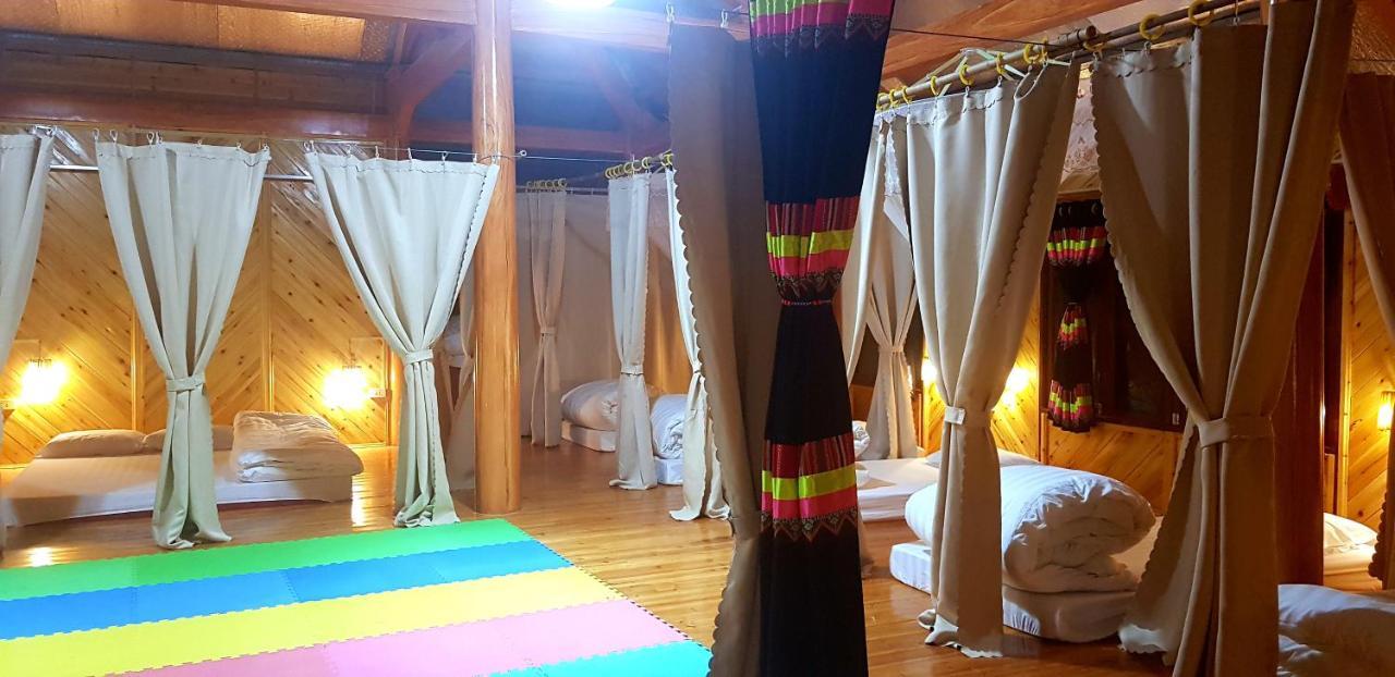 Bac Ha Threeland Homestay Exterior foto